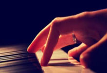 杠杆炒股网站:股票买入和卖出有什么技巧-一则传闻引爆市场！机器人板块逆市崛起 究竟发生了什么？