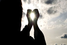 线上配资平台:手机上交易股票-高盛“唱高”寒武纪目标价至2104元！这次市场为何没跟进